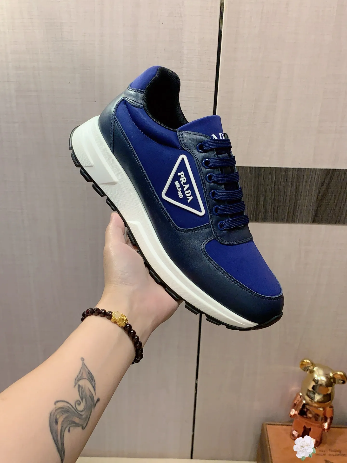 Men's Men's Shoes💰420💰💰🎩🎩[Lightning][Lightning] "PRADA*" The latest and most popular casual shoes, top brand [seduce] luxury~purchase, top~quality. [Strong] The upper is made of imported breathable cowhide with material ➕ breathable sheepskin feet (•) and fine workmanship. The original stylish and stylish soft rubber wear-resistant and non-slip outsole is light and comfortable on the feet. The real thing looks better when photographed. 085: code: 38-44, 3️⃣ colors selected